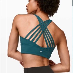 Lululemon Free to Be Moved bra / size 8